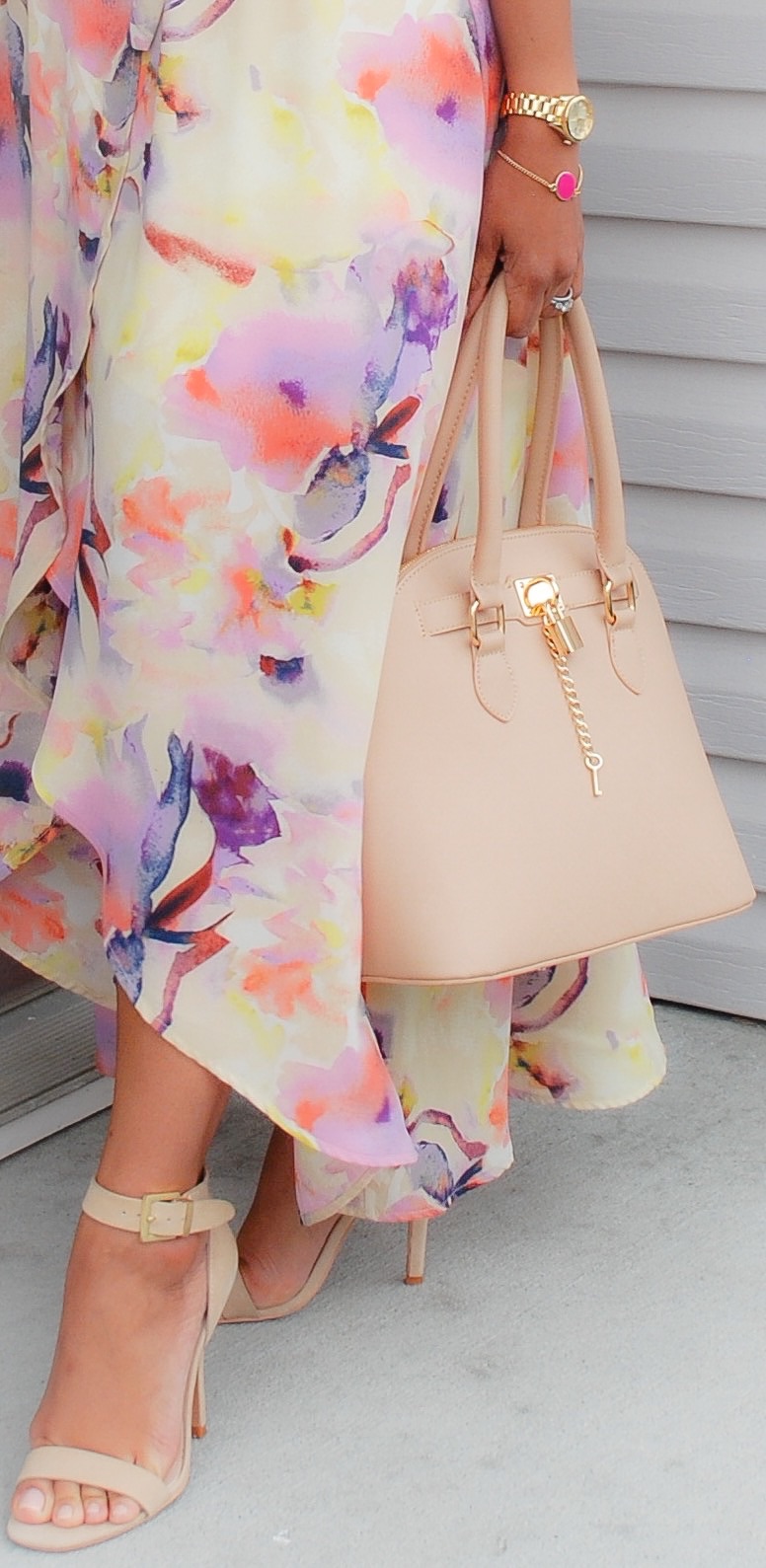 This Season's Gold // Blush Handbag and Sandals