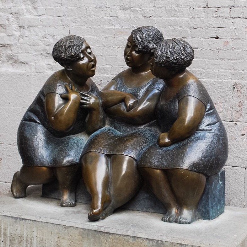 3 Fat Ladies, Old Montreal