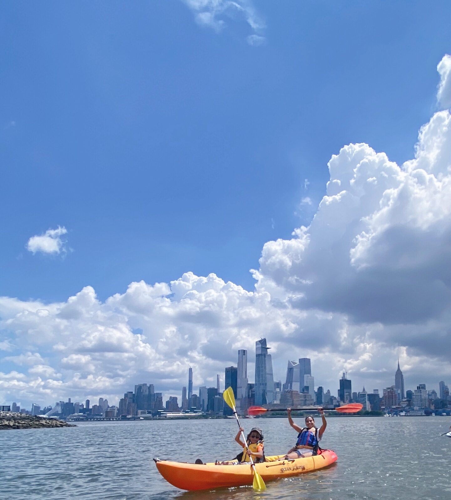 kayak on hudson river 