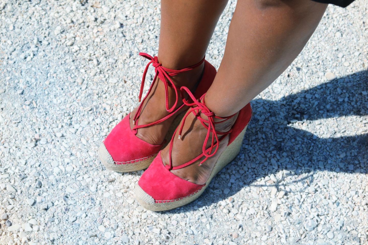 This Season's Gold // Vince Camuto Pop of Red wedges